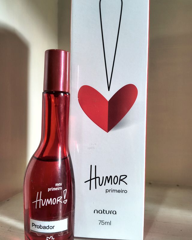 Humor Primeiro – Desodorante colônia femenino – Natura en Ailu Showroom, perfumería en Ensenada con envíos a toda Argentina